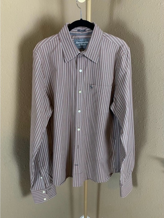 Abercrombie & Fitch Other - Abercrombie & Fitch Muscle Fit
Button Down Shirt Brown/White
Stripe (Large)